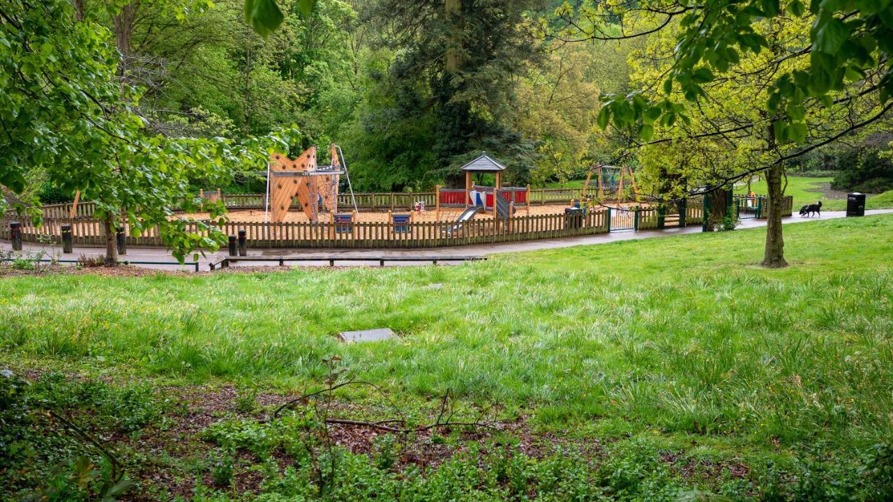 School Path Ironbridge Home With Roof Terrace Dış mekan fotoğraf